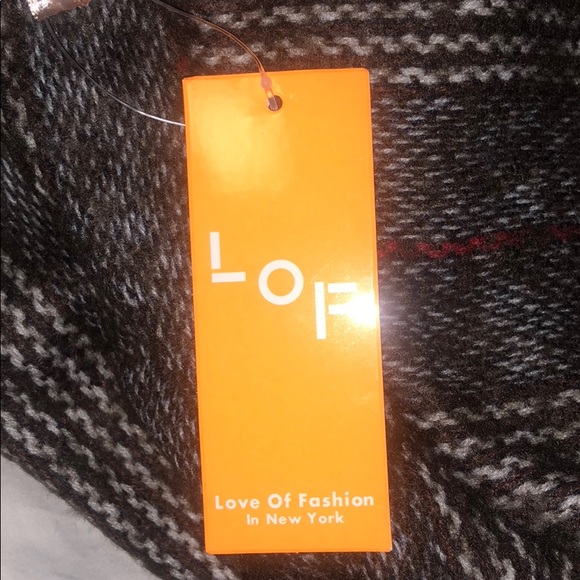 Scarf - Picture 2 of 3